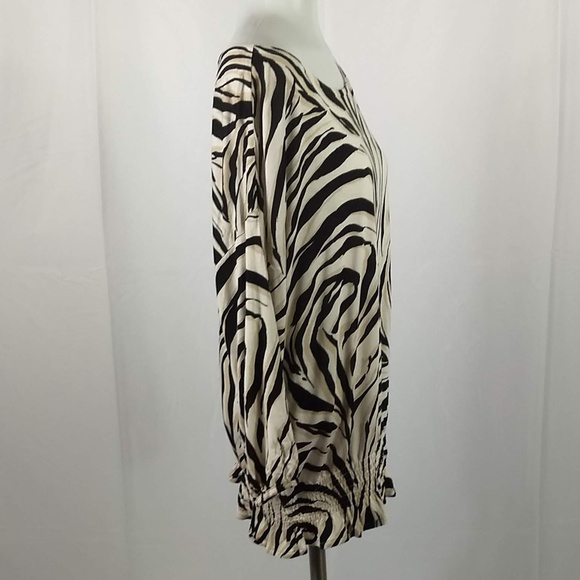 Ann Taylor Loft Size Large Animal Print Blouse Top - Picture 4 of 8